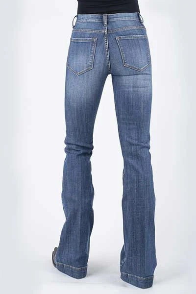 Stetson 921 High Waist Flare Fit Patch Pockets (Medium Wash) - Women's Jeans