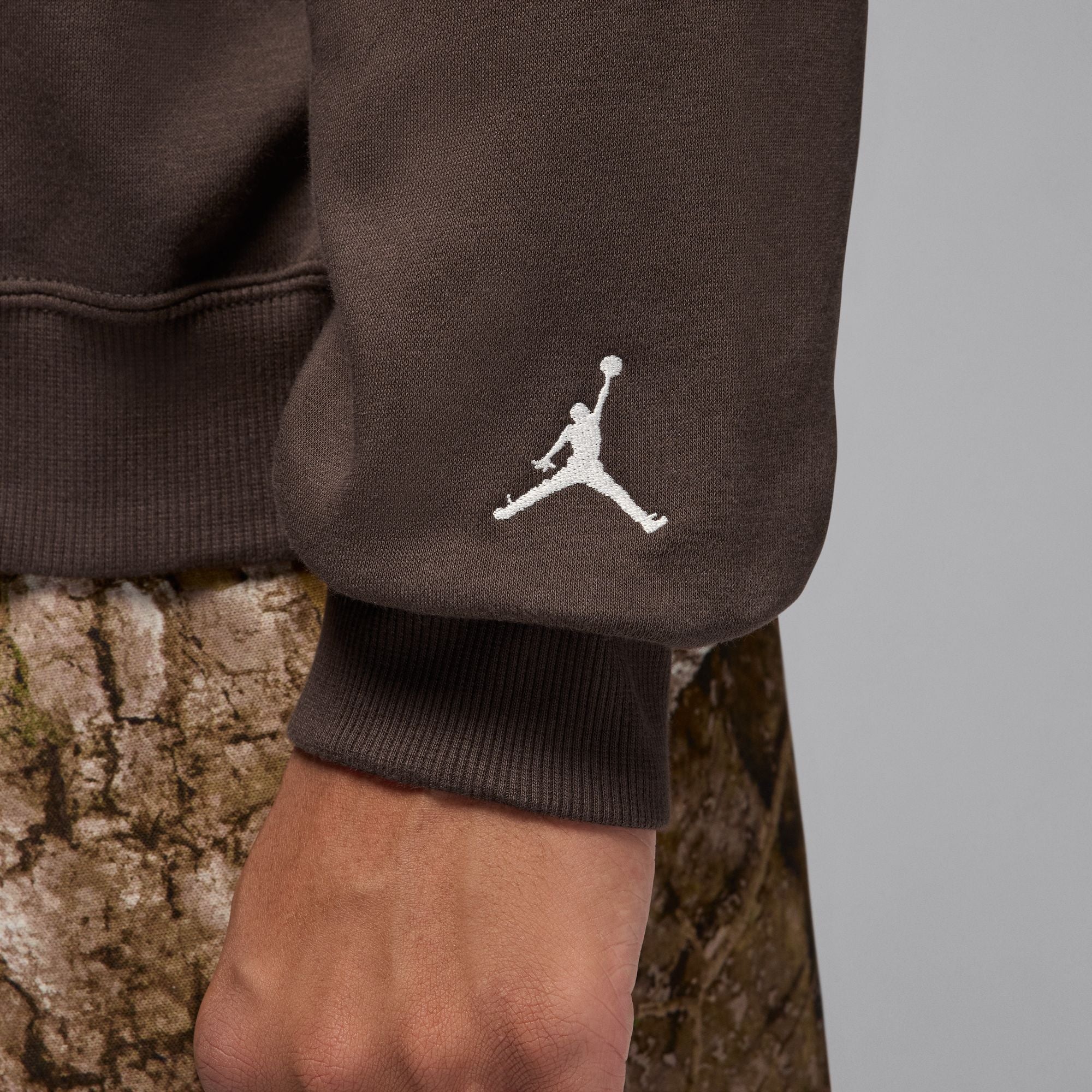 Air Jordan Mens French Terry Realtree Crewneck - Baroque Brown