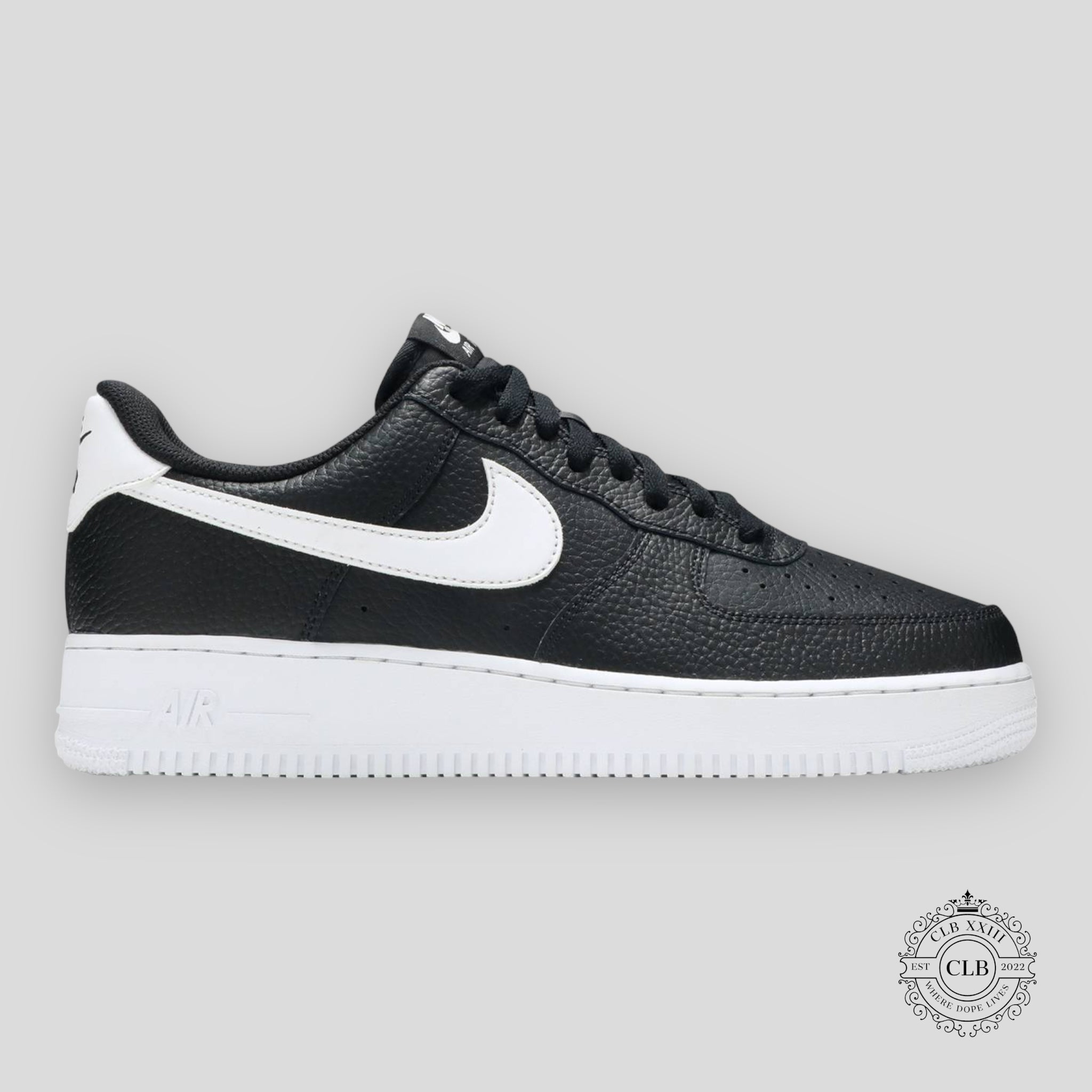 NIKE AIR FORCE 1 LOW "BLACK & WHITE"